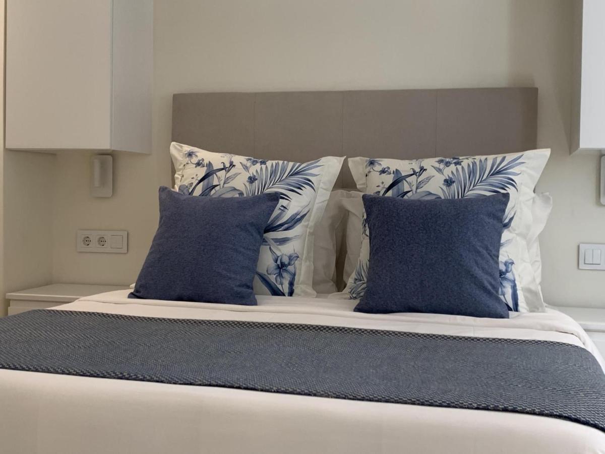 Sitges Spaces Oasis Suites- 4 Bedroom, 4 Ensuite Bathrooms, Terrace, Pool, Sitges Centre Esterno foto