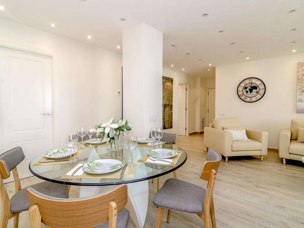 Sitges Spaces Oasis Suites- 4 Bedroom, 4 Ensuite Bathrooms, Terrace, Pool, Sitges Centre Esterno foto