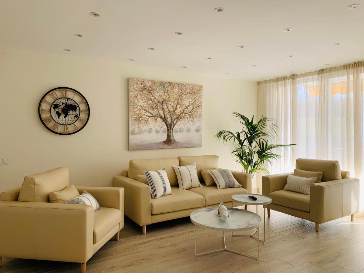 Sitges Spaces Oasis Suites- 4 Bedroom, 4 Ensuite Bathrooms, Terrace, Pool, Sitges Centre Esterno foto